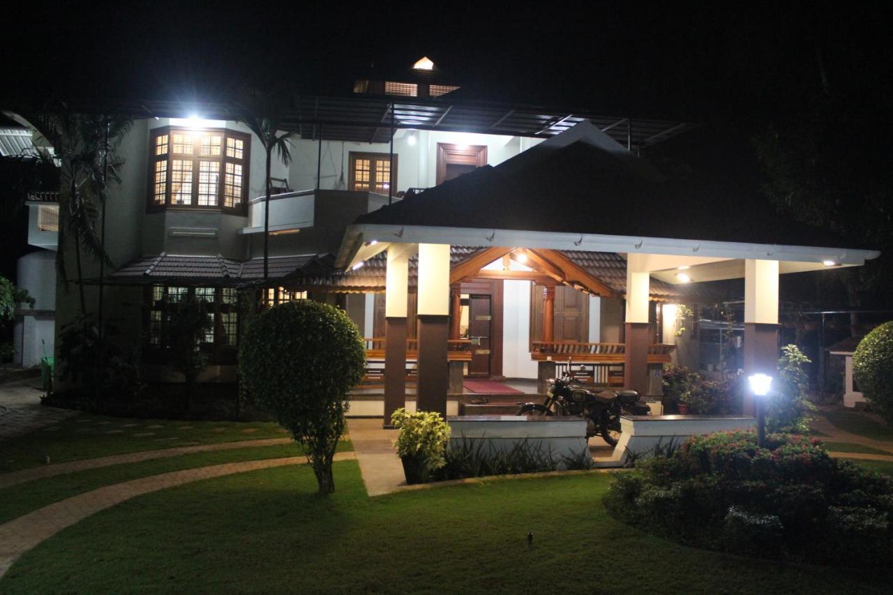 Maleyam Homestay Riverside Kozhikode Exterior foto